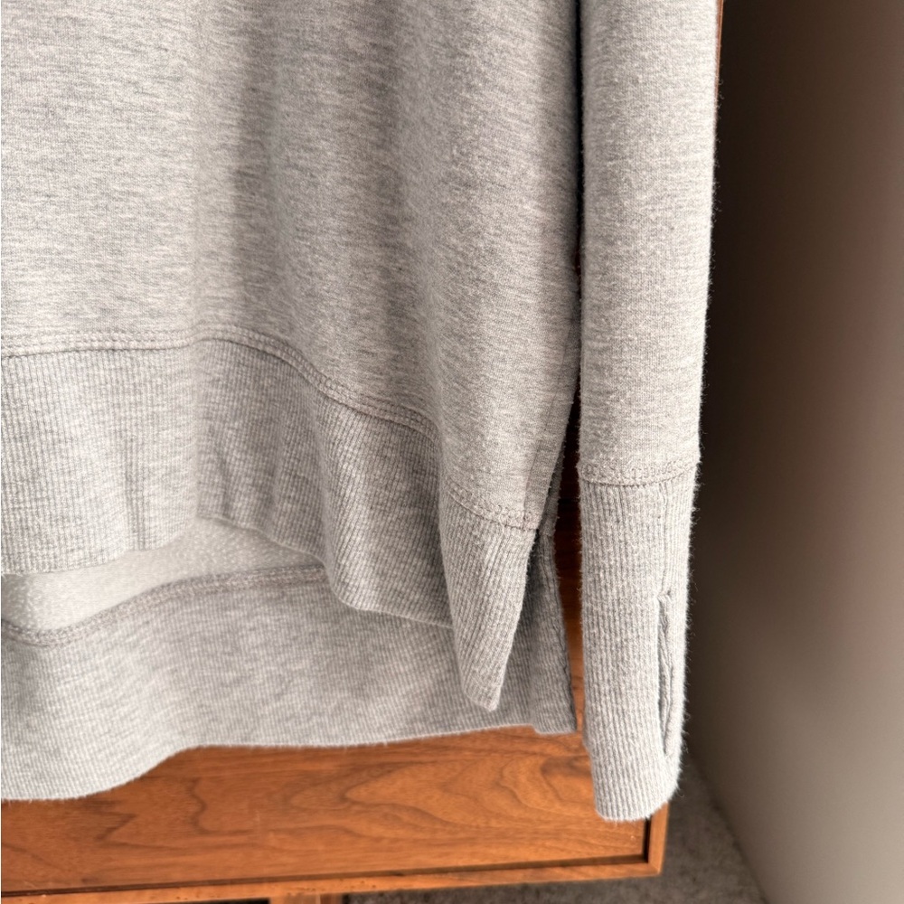 ATHLETA Coaster Luxe Gray Women’s Sweater Size XL - Picture 9 of 10